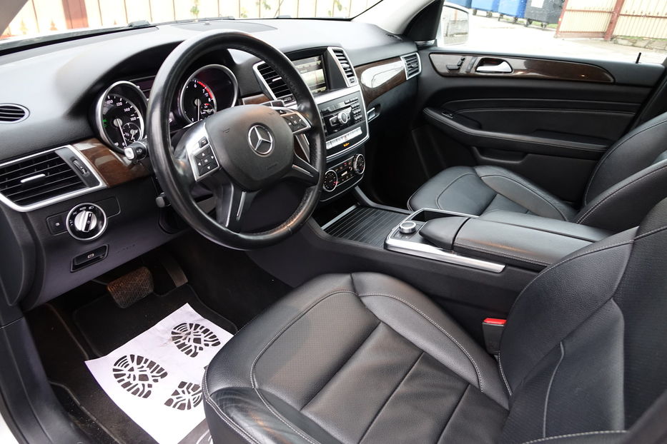 Продам Mercedes-Benz ML-Class 350 4 MATIC 2015 года в Одессе