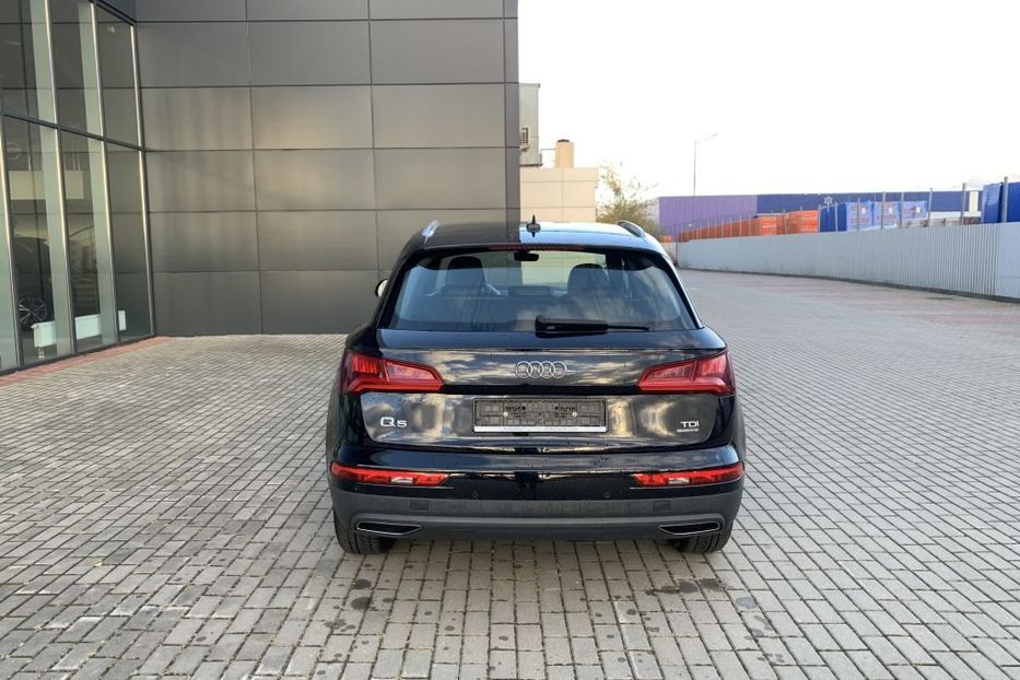 Продам Audi Q5 2.0TDI Quattro 2017 года в Львове