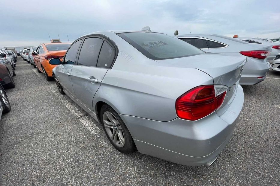 Продам BMW 320 2008 года в Киеве