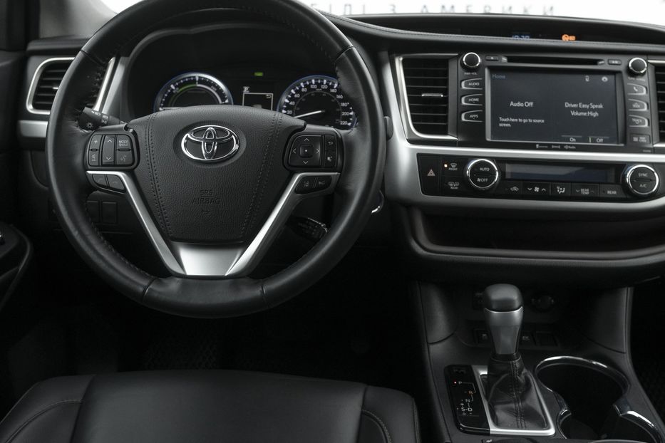 Продам Toyota Highlander XLE HYBRID 2019 года в Черновцах