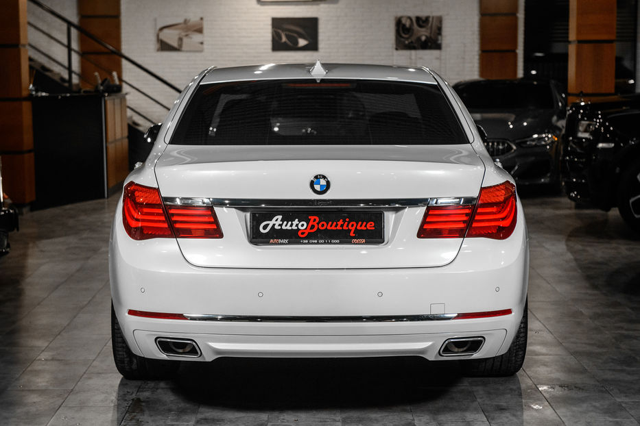 Продам BMW 740 Individual  2012 года в Одессе