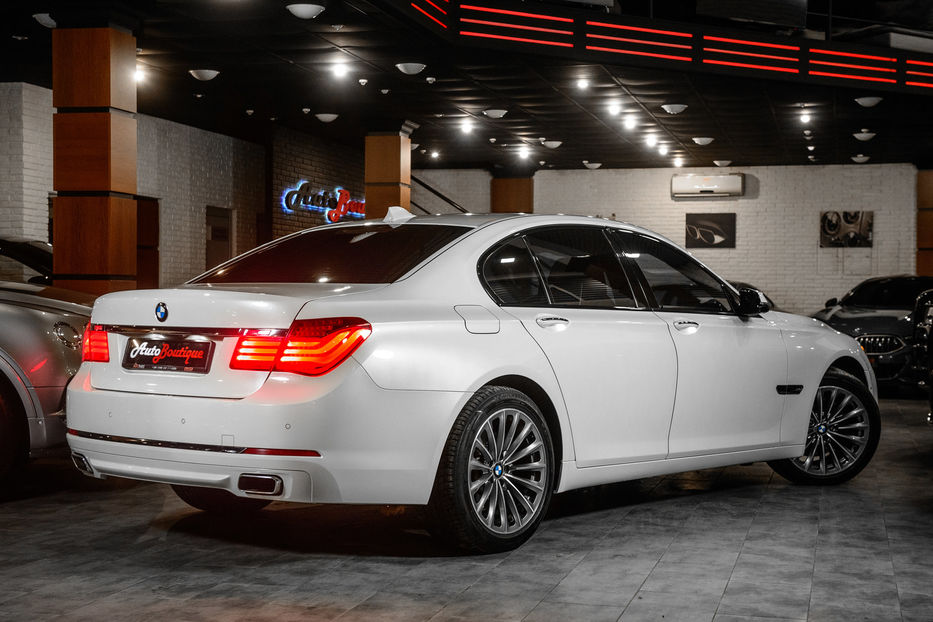 Продам BMW 740 Individual  2012 года в Одессе