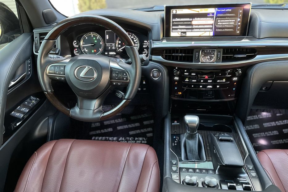 Продам Lexus LX 450 d 2016 года в Киеве