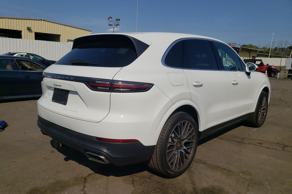 Продам Porsche Cayenne 2021 года в Киеве