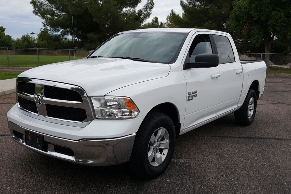 Продам Dodge RAM 1500 Classic SLT 2021 года в Киеве