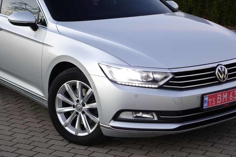 Продам Volkswagen Passat B8 Highilne LED 360KAM  NE MALOV 2019 года в Львове