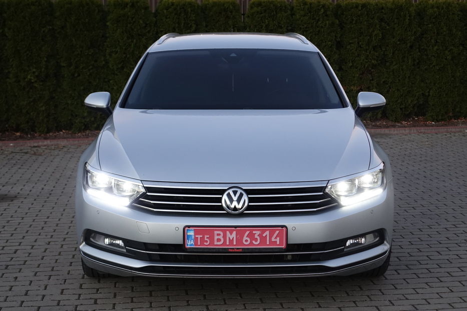 Продам Volkswagen Passat B8 Highilne LED 360KAM  NE MALOV 2019 года в Львове