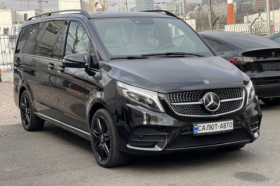 Продам Mercedes-Benz V-Class 300 Long AMG 4Matic 2021 года в Киеве