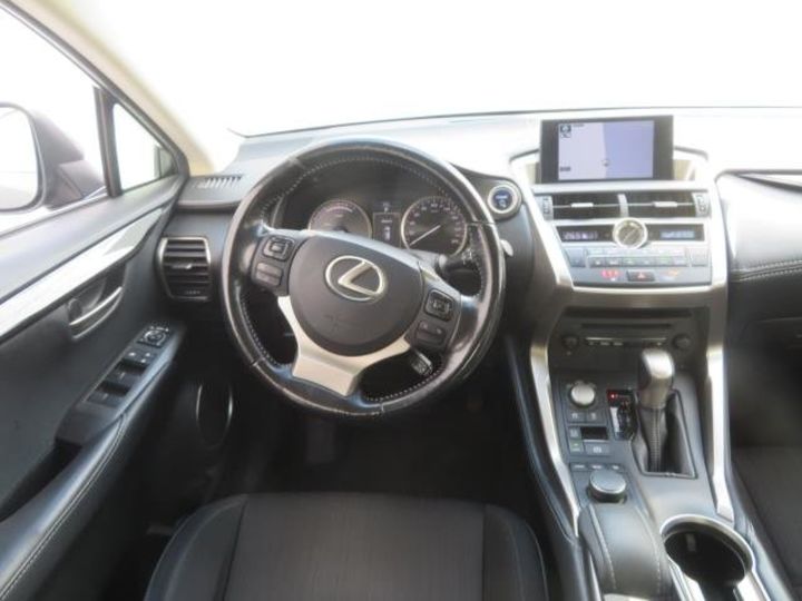 Продам Lexus NX 300 АВТО В УКРАЇНІ НЕ МАЛЬОВАНЕ 2016 года в Львове