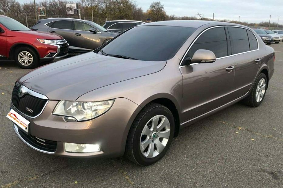 Продам Skoda Superb 2012 года в Одессе