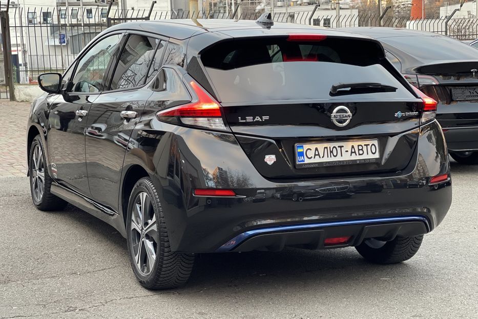 Продам Nissan Leaf 62 KW ZeroEmission 2020 года в Киеве