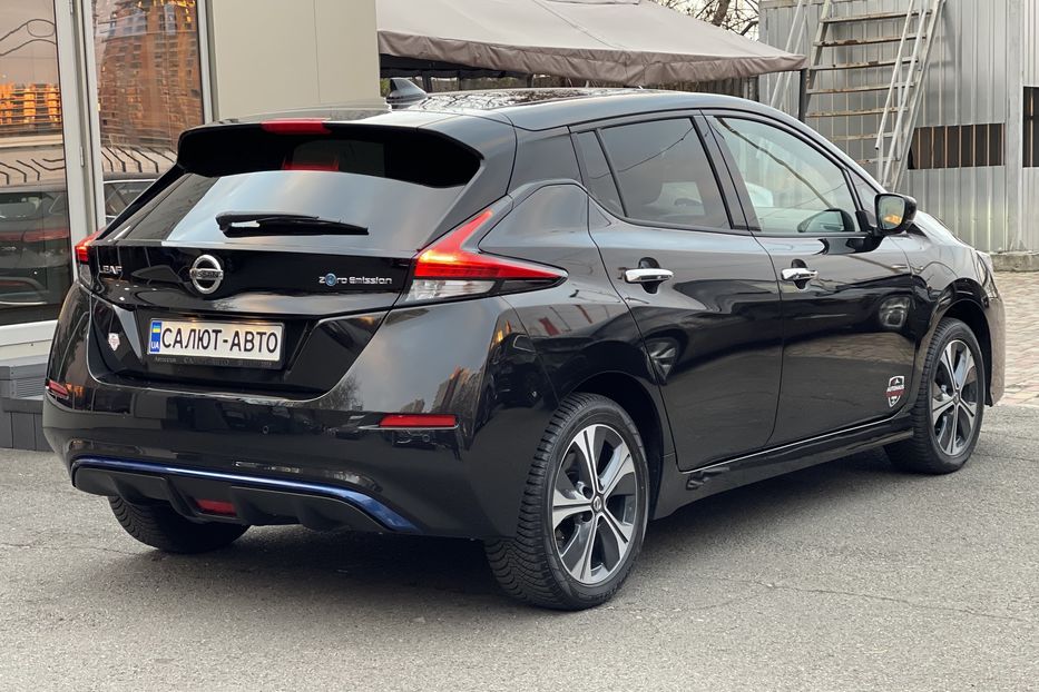 Продам Nissan Leaf 62 KW ZeroEmission 2020 года в Киеве