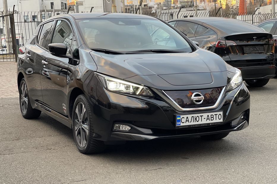 Продам Nissan Leaf 62 KW ZeroEmission 2020 года в Киеве