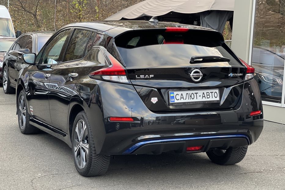 Продам Nissan Leaf 62 KW ZeroEmission 2020 года в Киеве