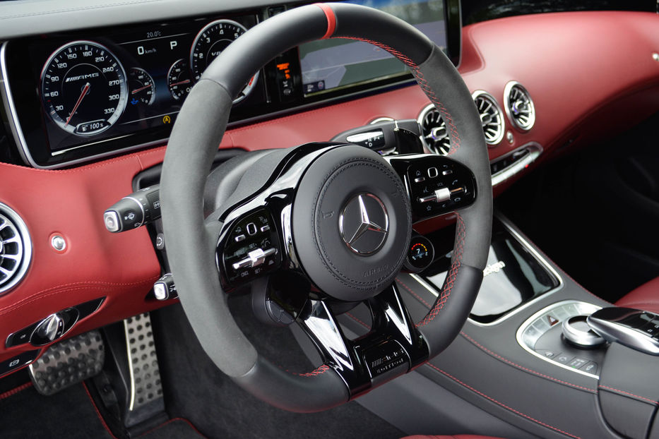 Продам Mercedes-Benz S-Class 63 AMG 2015 года в Киеве
