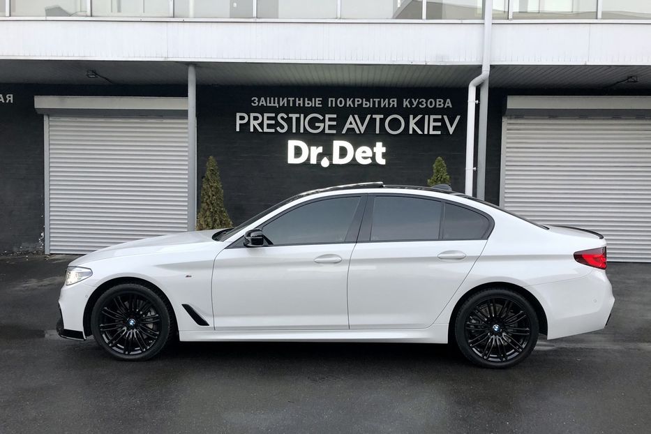 Продам BMW 530 M xDrive 2019 года в Киеве