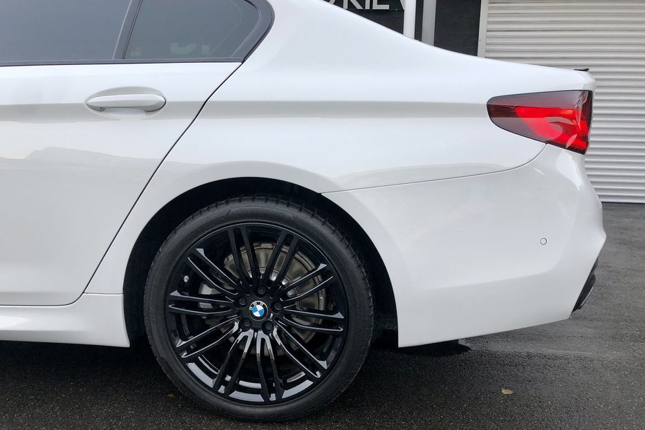 Продам BMW 530 M xDrive 2019 года в Киеве