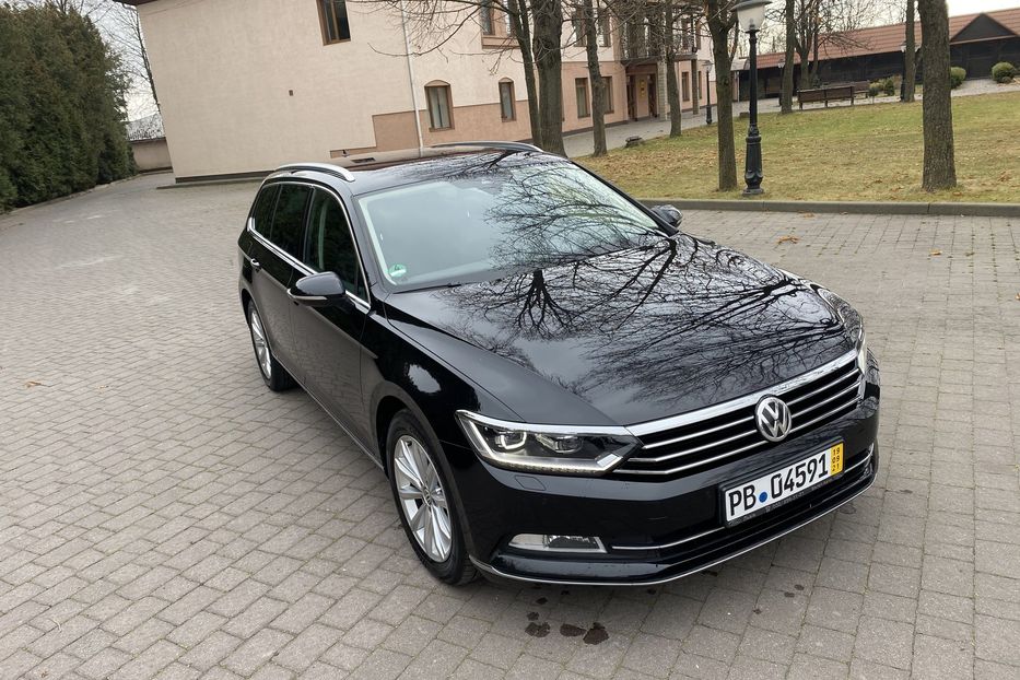 Продам Volkswagen Passat B8 HIGHLINE FULL LED MATRIX  2017 года в г. Брошнив-осада, Ивано-Франковская область