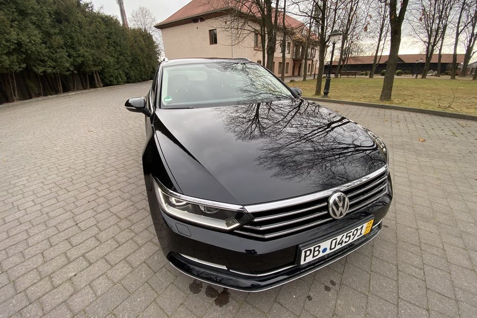 Продам Volkswagen Passat B8 HIGHLINE FULL LED MATRIX  2017 года в г. Брошнив-осада, Ивано-Франковская область