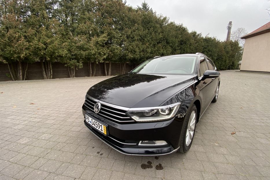 Продам Volkswagen Passat B8 HIGHLINE FULL LED MATRIX  2017 года в г. Брошнив-осада, Ивано-Франковская область