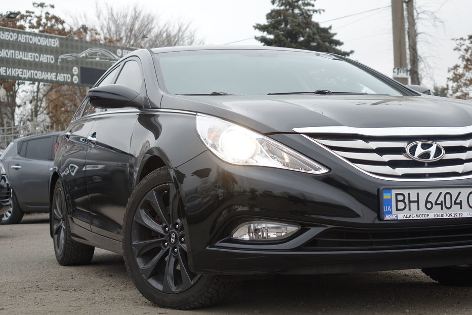 Продам Hyundai Sonata SPORT  2013 года в Одессе