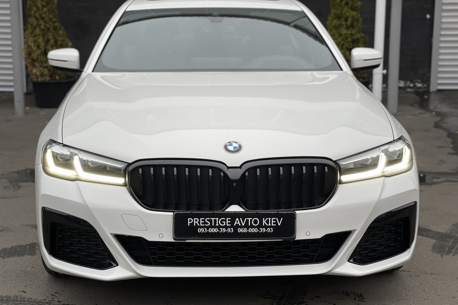 Продам BMW 530 i xDrive 2021 года в Киеве