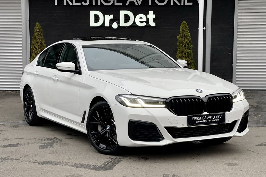 Продам BMW 530 i xDrive 2021 года в Киеве