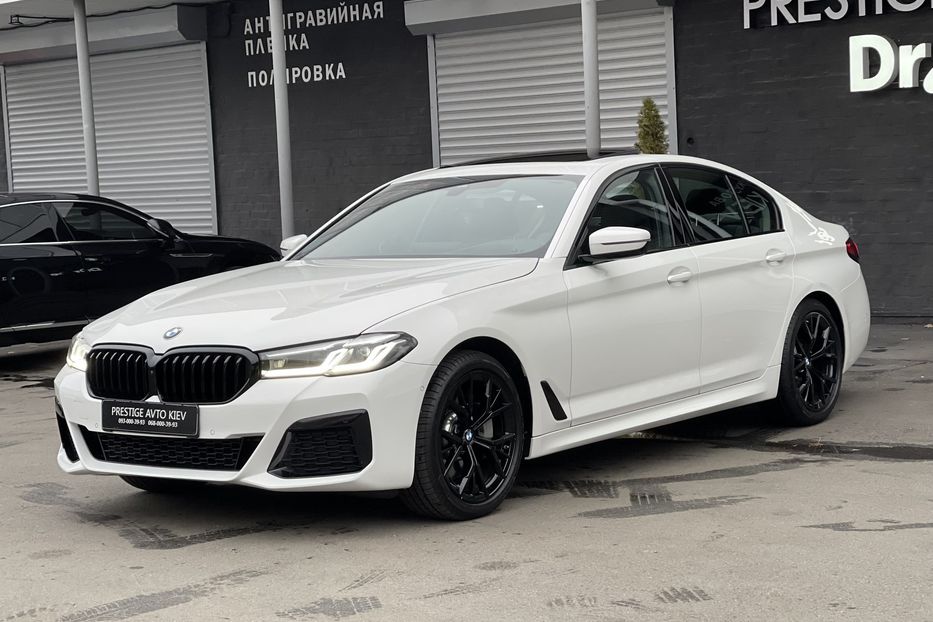 Продам BMW 530 i xDrive 2021 года в Киеве