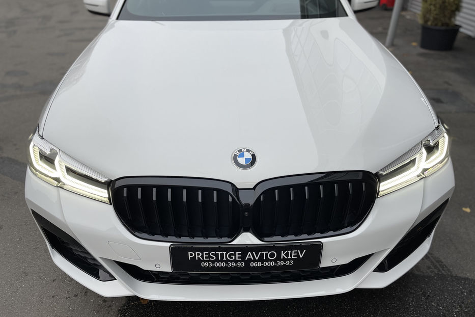 Продам BMW 530 i xDrive 2021 года в Киеве