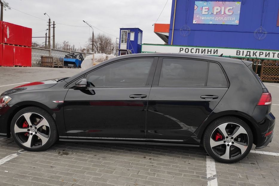 Продам Volkswagen Golf GTI 2018 года в Николаеве