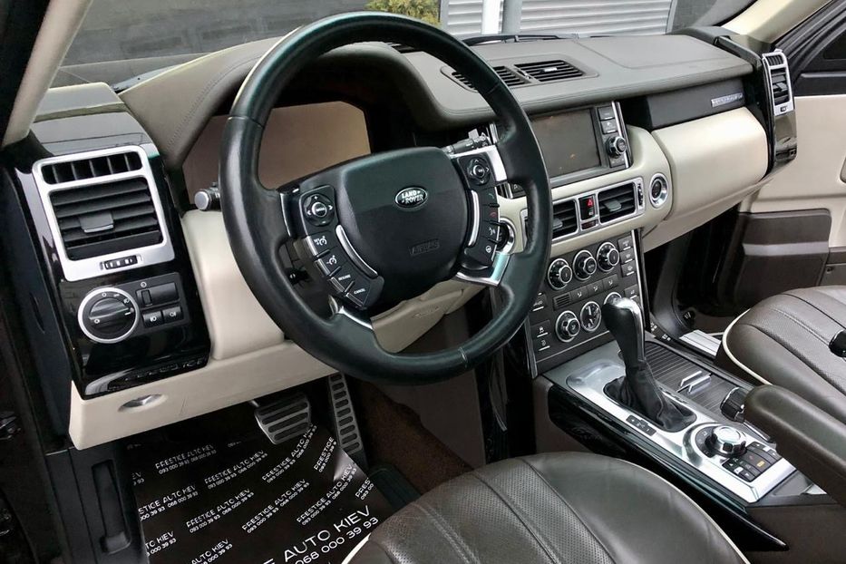 Продам Land Rover Range Rover SUPERCHARGED 2010 года в Киеве