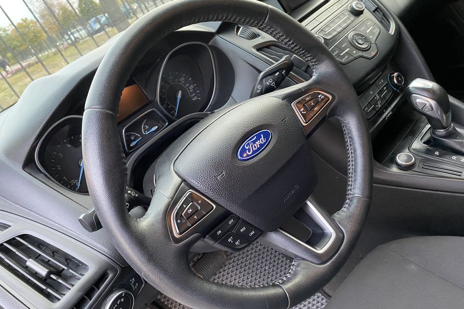 Продам Ford Focus Individual  2015 года в Харькове