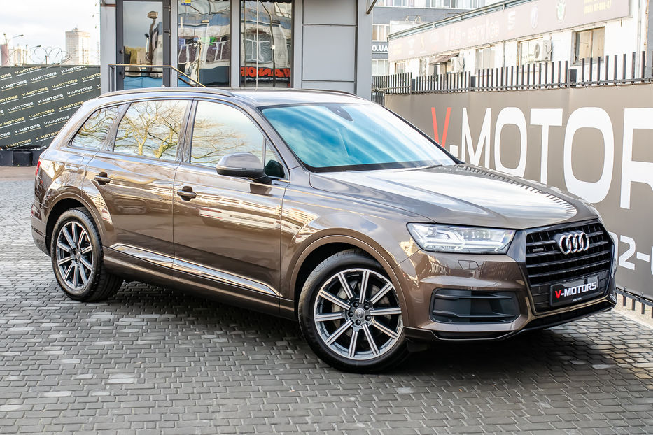 Продам Audi Q7 QUATTRO 2016 года в Киеве