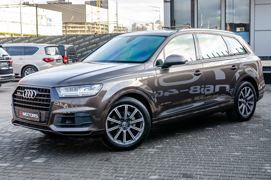 Продам Audi Q7 QUATTRO 2016 года в Киеве