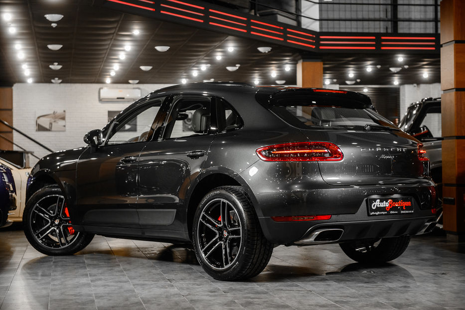 Продам Porsche Macan Official 2017 года в Одессе