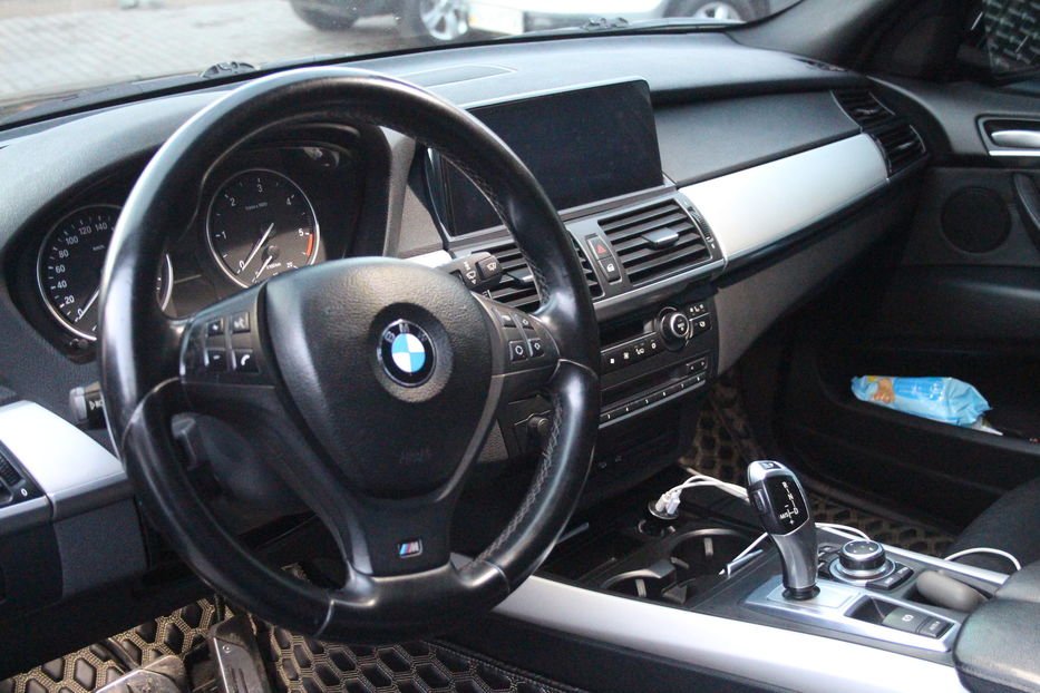 Продам BMW X5 2010 года в Одессе