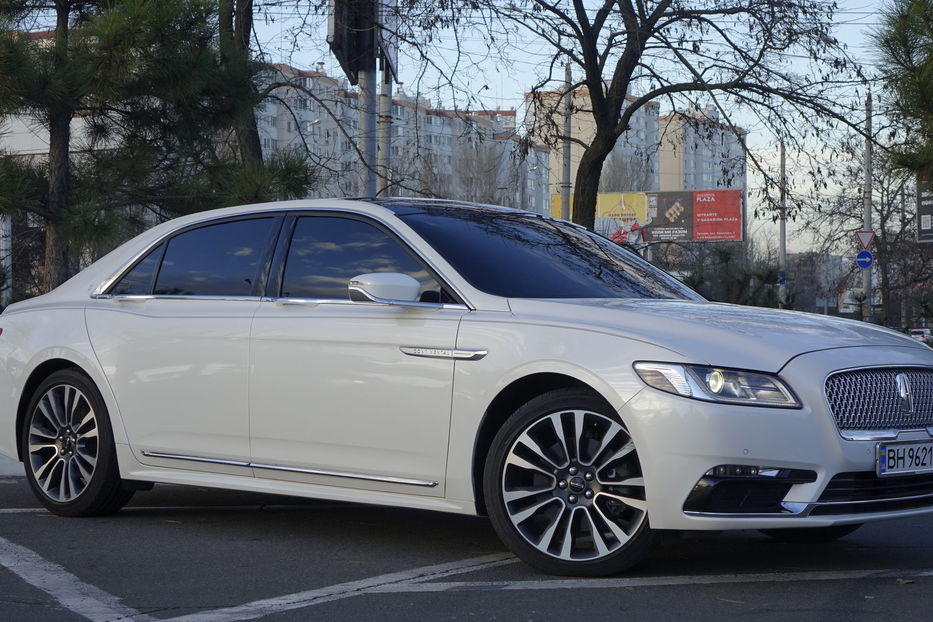 Продам Lincoln Continental FULL 2018 года в Одессе