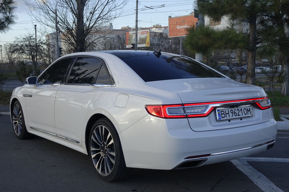 Продам Lincoln Continental FULL 2018 года в Одессе