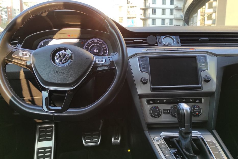 Продам Volkswagen Passat B8 ALLTRACK 140kw  Led 2016 года в Львове