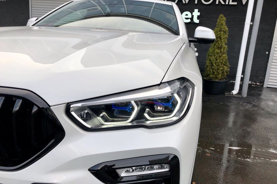 Продам BMW X6 40і M Pnevmo 2021 года в Киеве