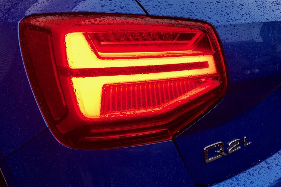 Продам Audi Q2 L 30 E-tron 2019 года в Киеве