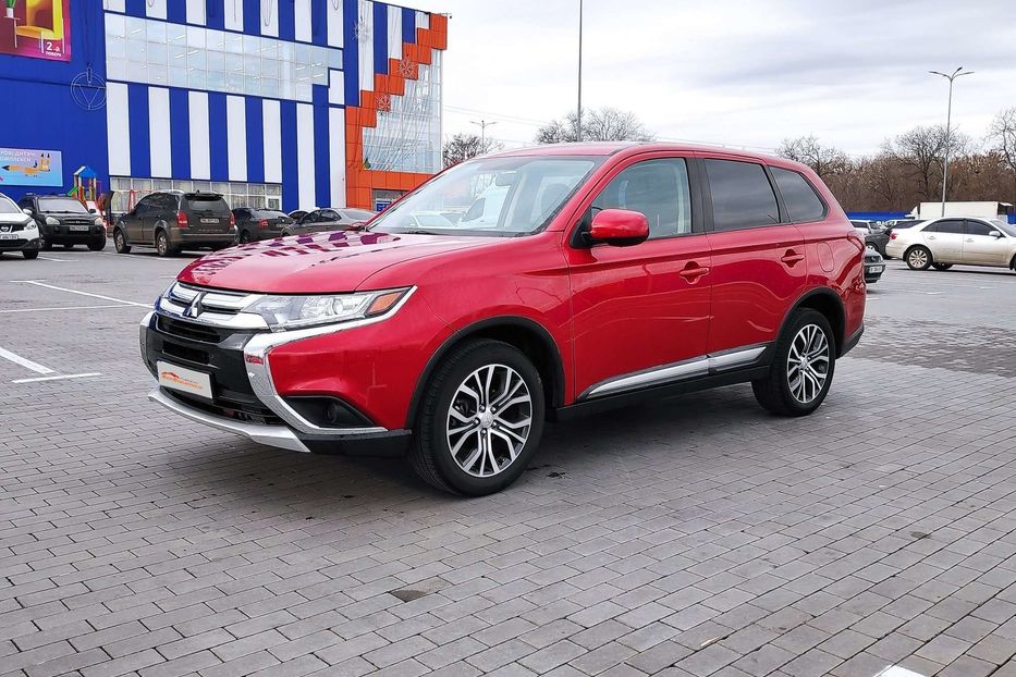 Продам Mitsubishi Outlander 4x4  2018 года в Николаеве