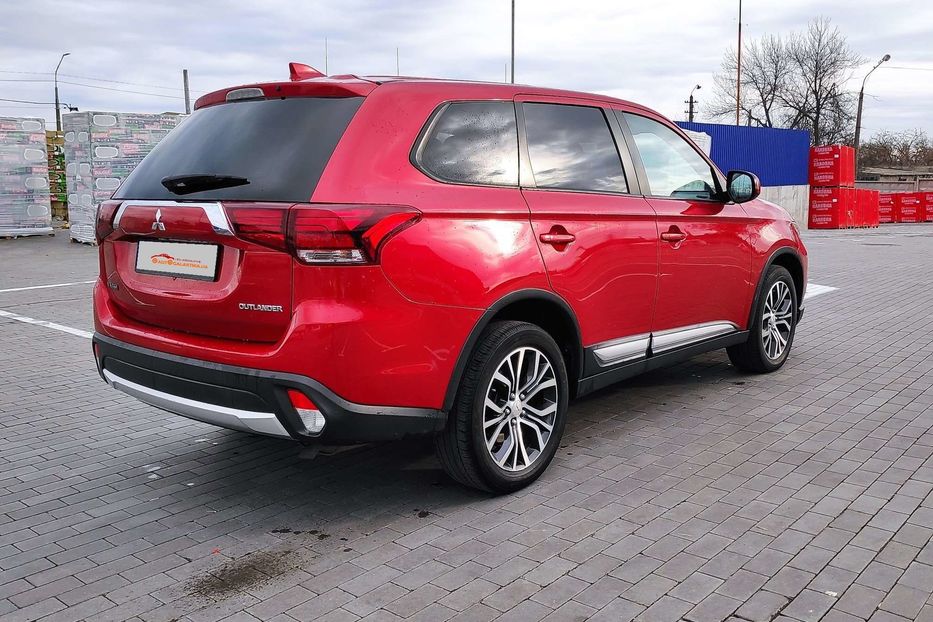 Продам Mitsubishi Outlander 4x4  2018 года в Николаеве