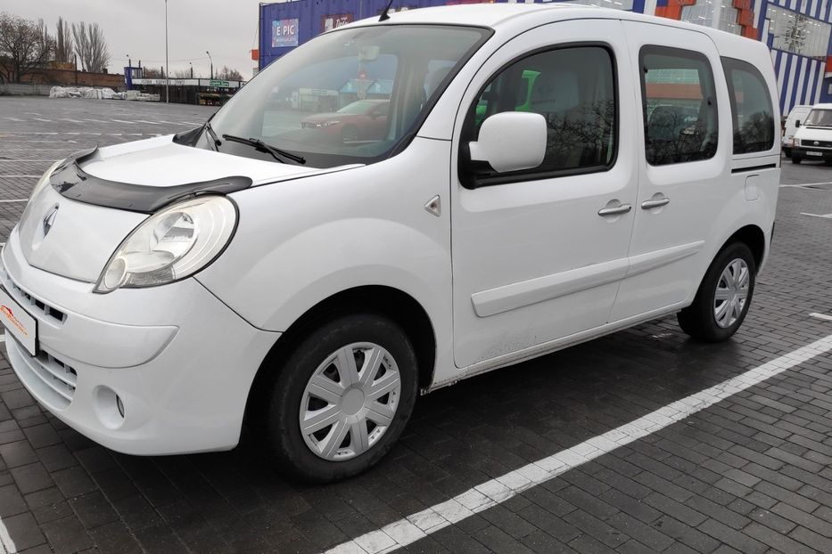 Продам Renault Kangoo пасс. 2011 года в Николаеве