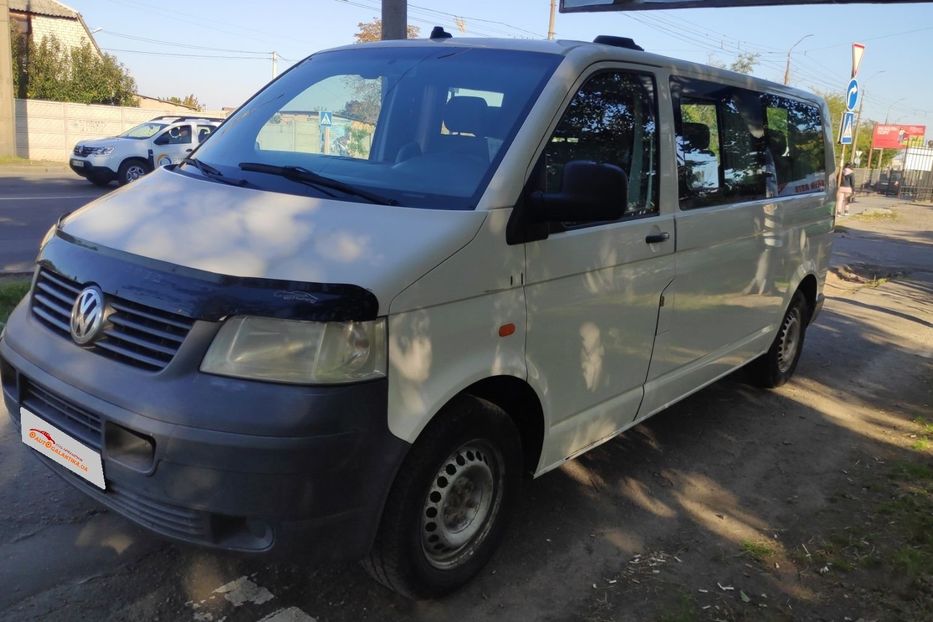 Продам Volkswagen T5 (Transporter) пасс. 2006 года в Николаеве