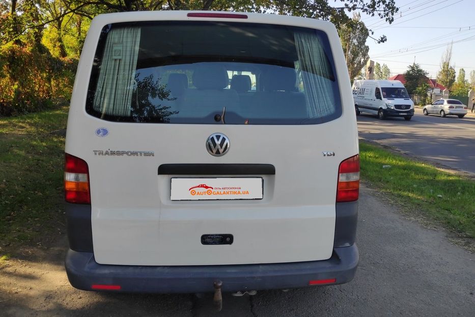 Продам Volkswagen T5 (Transporter) пасс. 2006 года в Николаеве