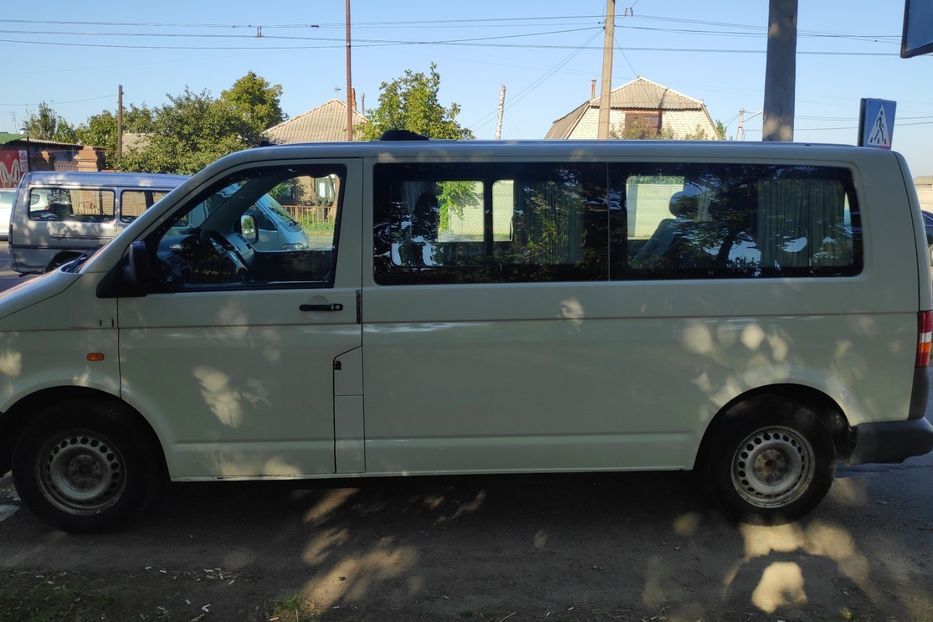 Продам Volkswagen T5 (Transporter) пасс. 2006 года в Николаеве