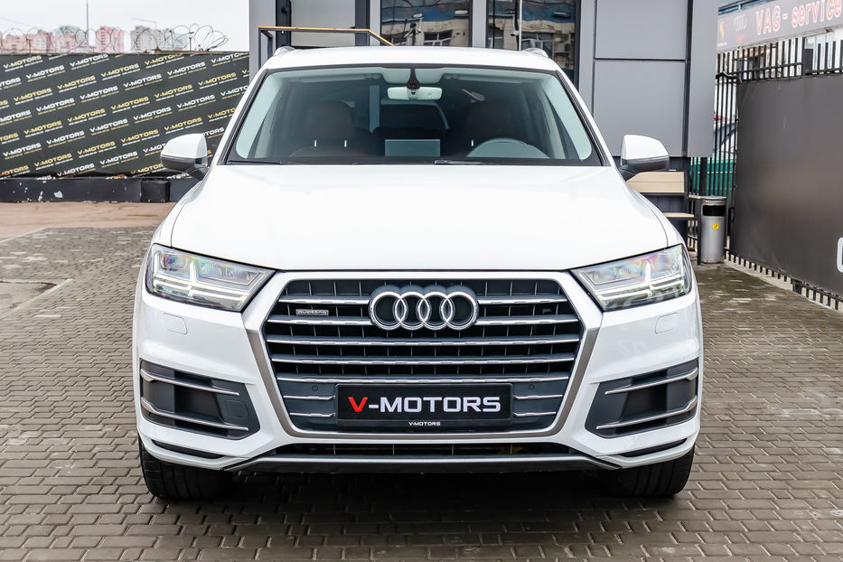 Продам Audi Q7 3.0TDI QUATTRO 2016 года в Киеве