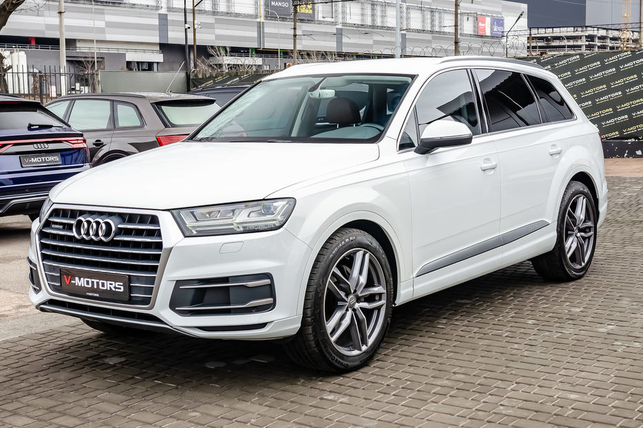 Продам Audi Q7 3.0TDI QUATTRO 2016 года в Киеве