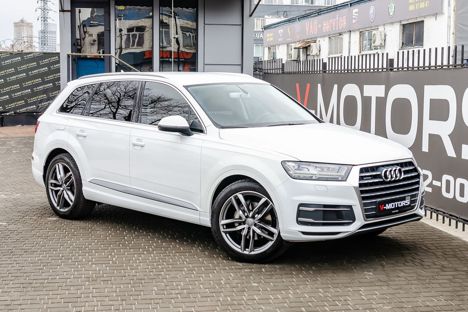 Продам Audi Q7 3.0TDI QUATTRO 2016 года в Киеве